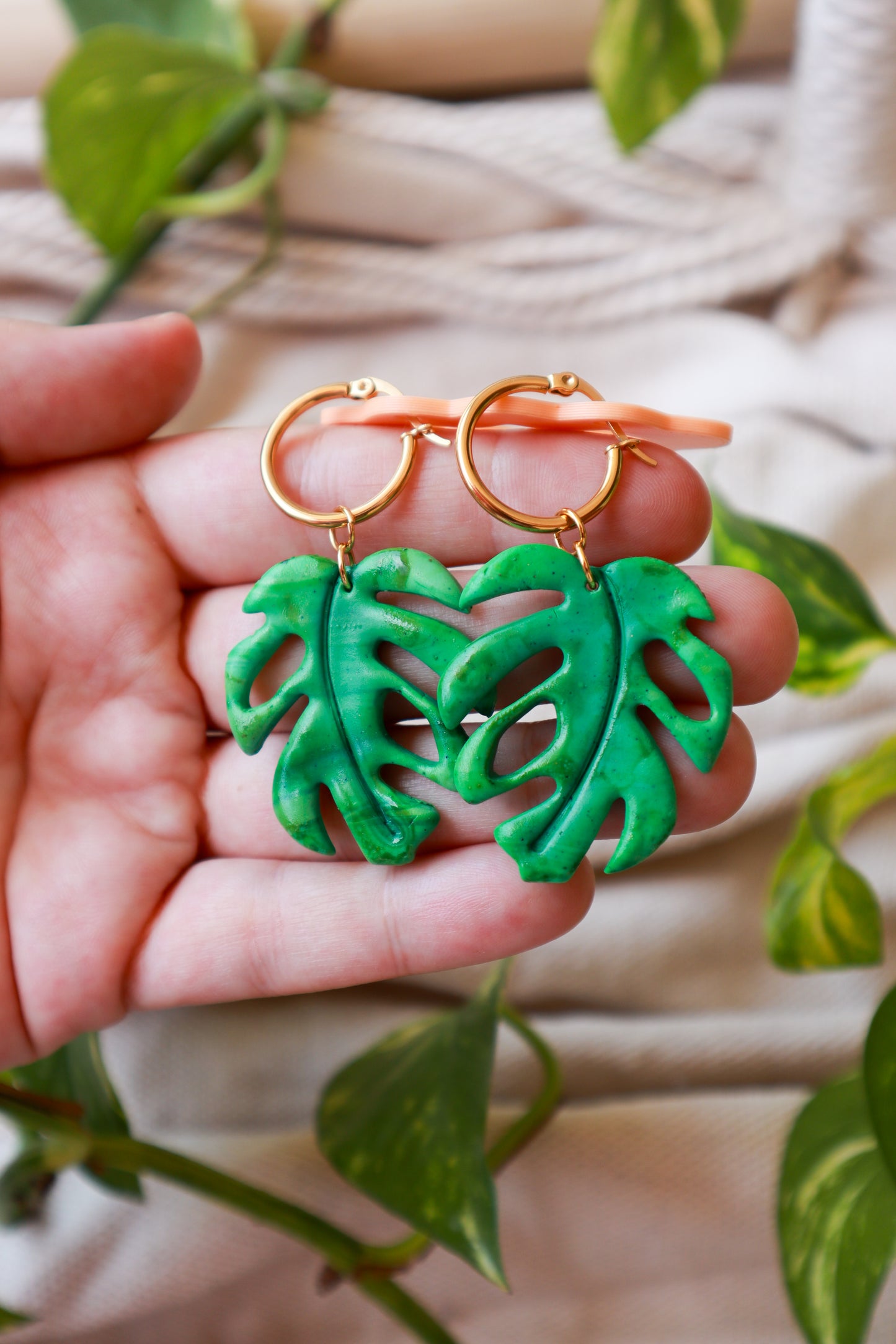 Watercolor Monstere naušnice