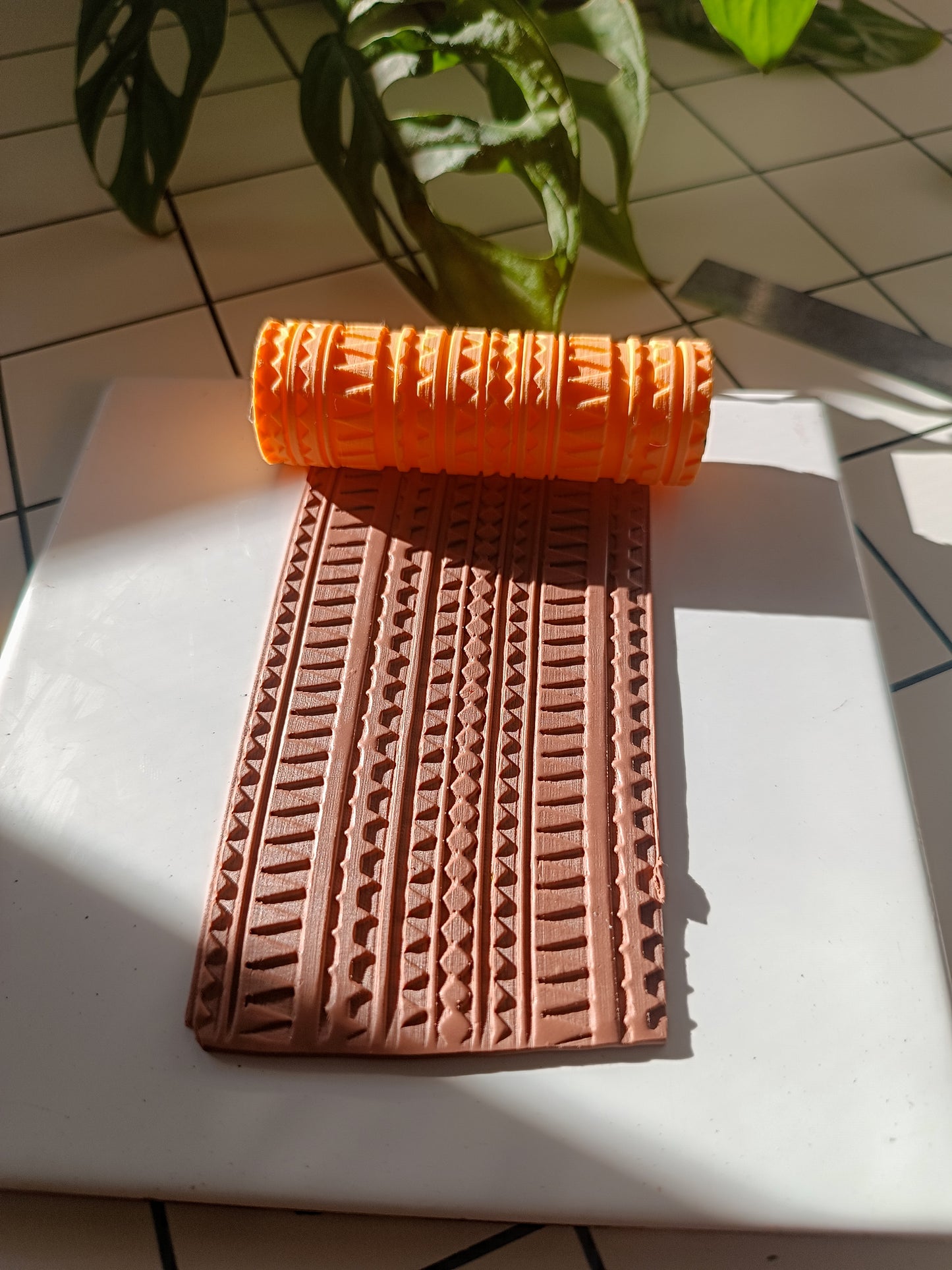 Etno geometrijski oblici - valjak s uzorkom