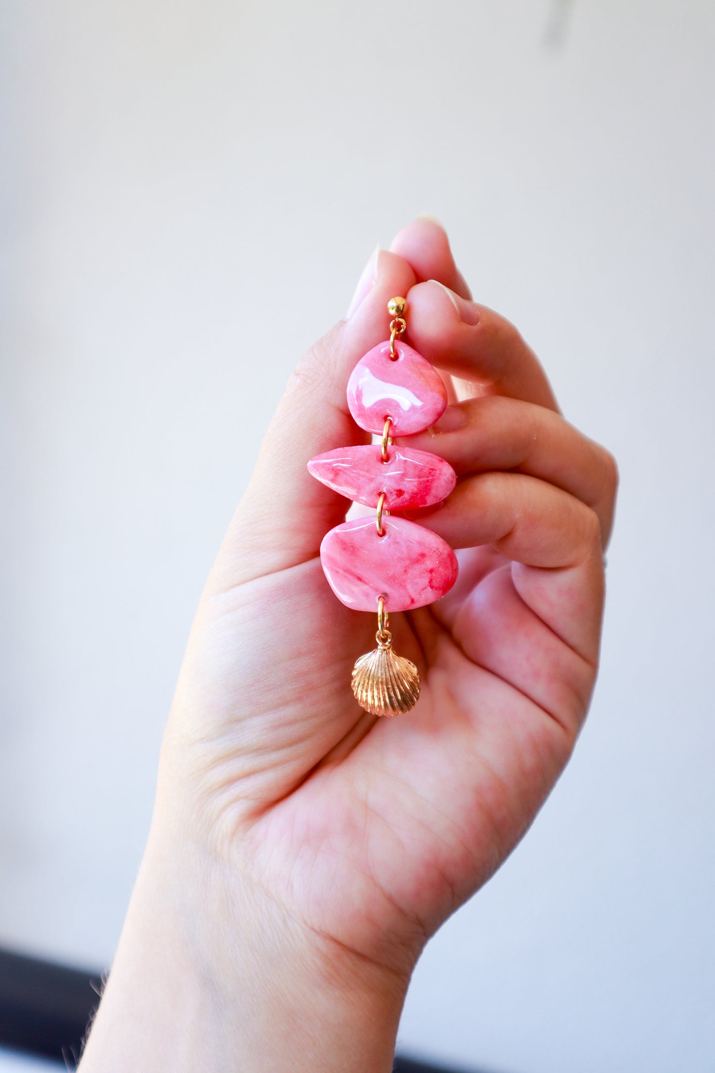 Roze Statement naušnice s oblicima kamena