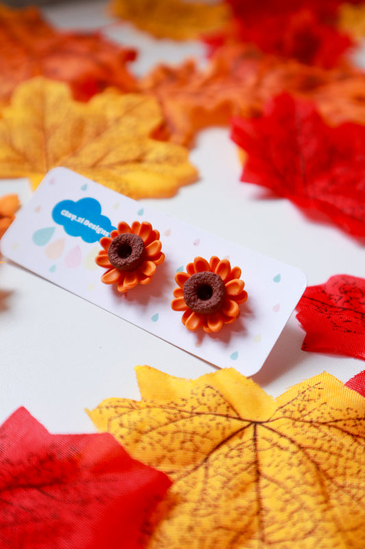 Mali suncokreti na iglu