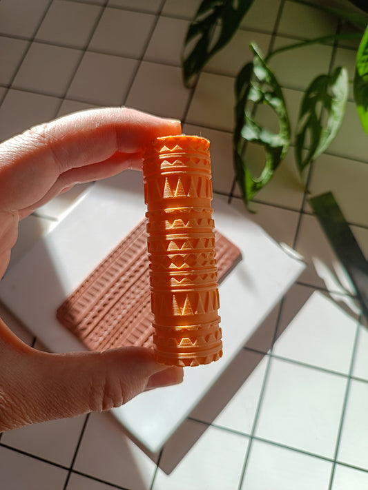 Etno geometrijski oblici - valjak s uzorkom